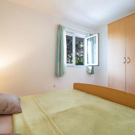 Apartments Ivanka Okrug Gornji Room photo