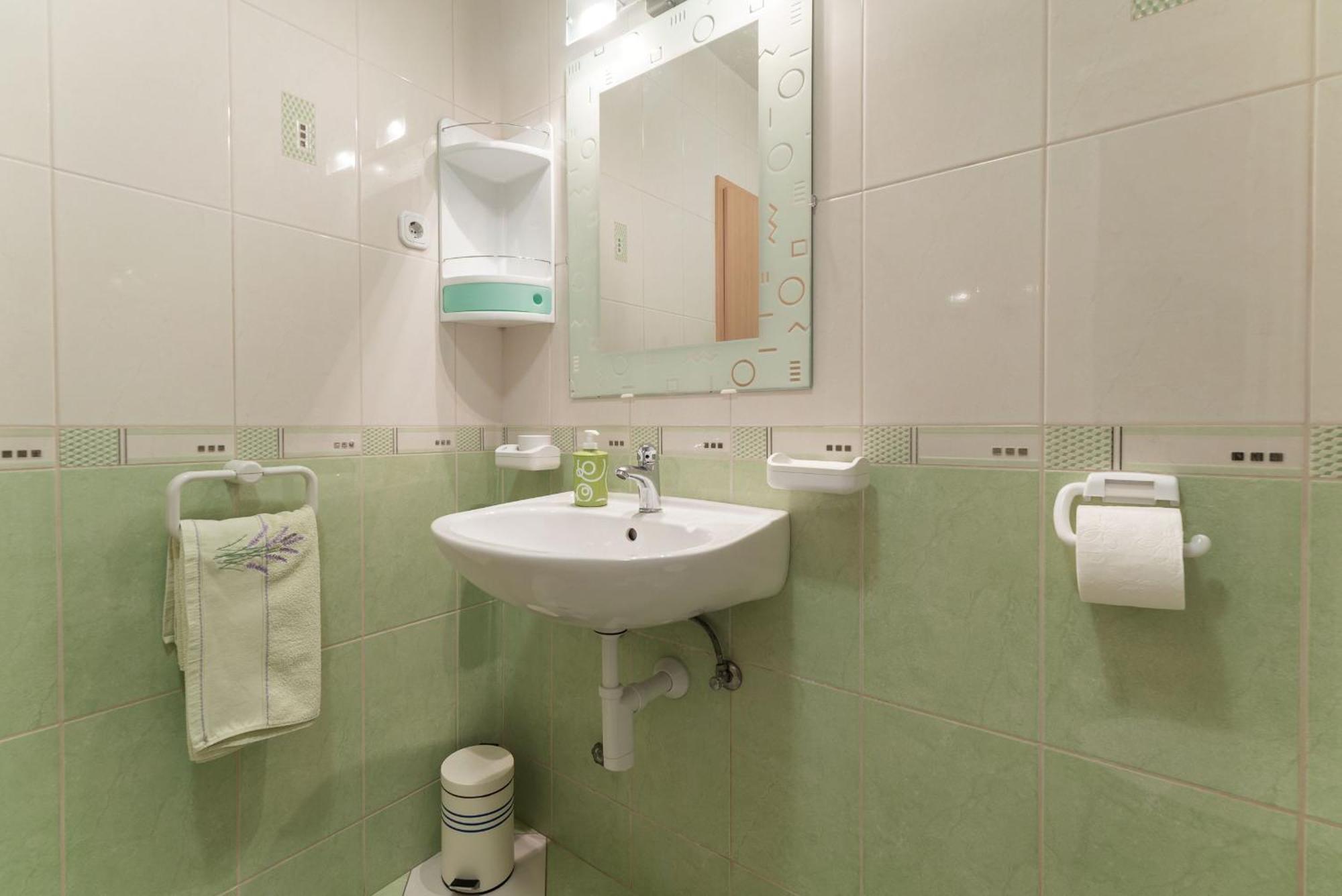 Apartments Ivanka Okrug Gornji Room photo