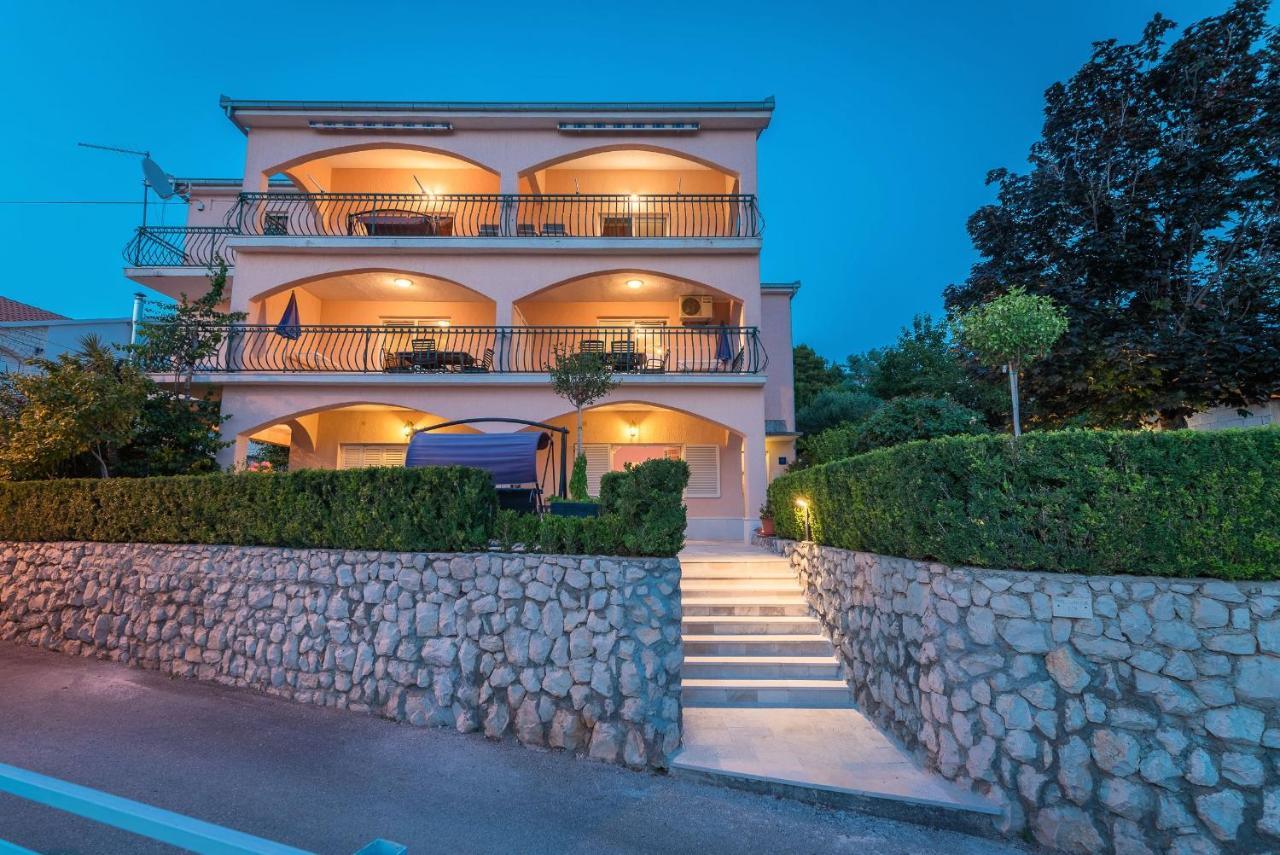 Apartments Ivanka Okrug Gornji Exterior photo