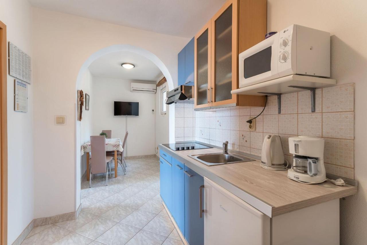 Apartments Ivanka Okrug Gornji Exterior photo