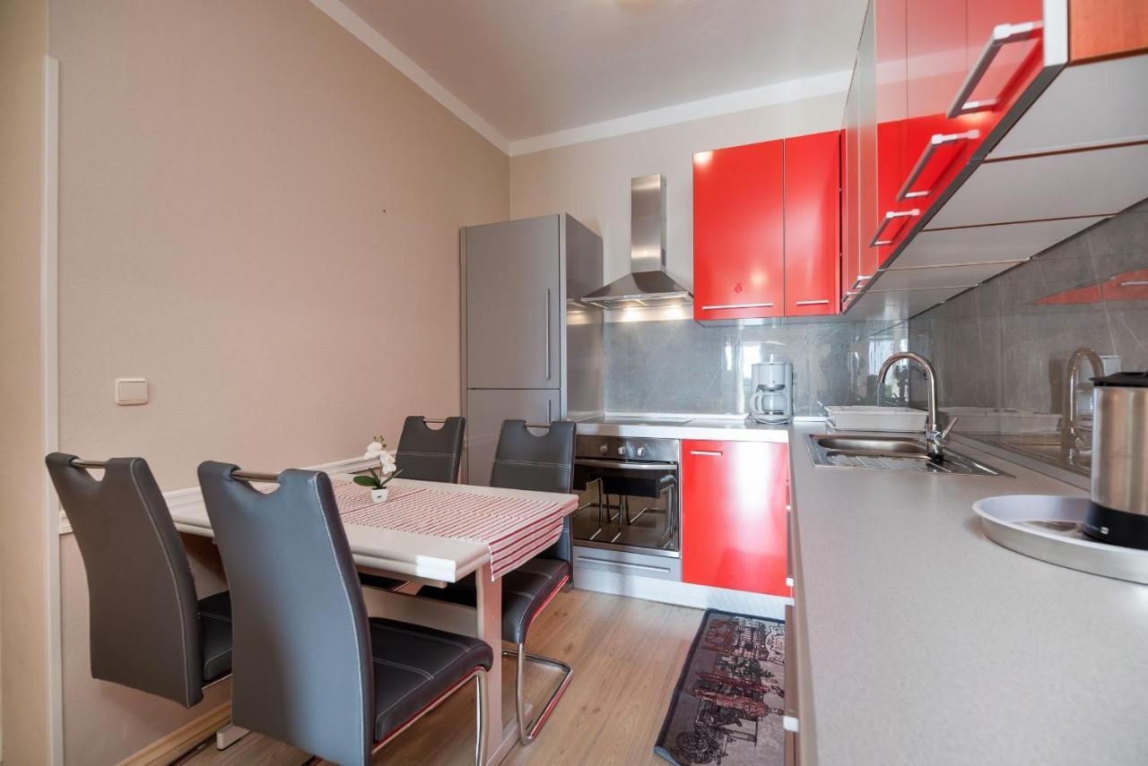Apartments Ivanka Okrug Gornji Exterior photo